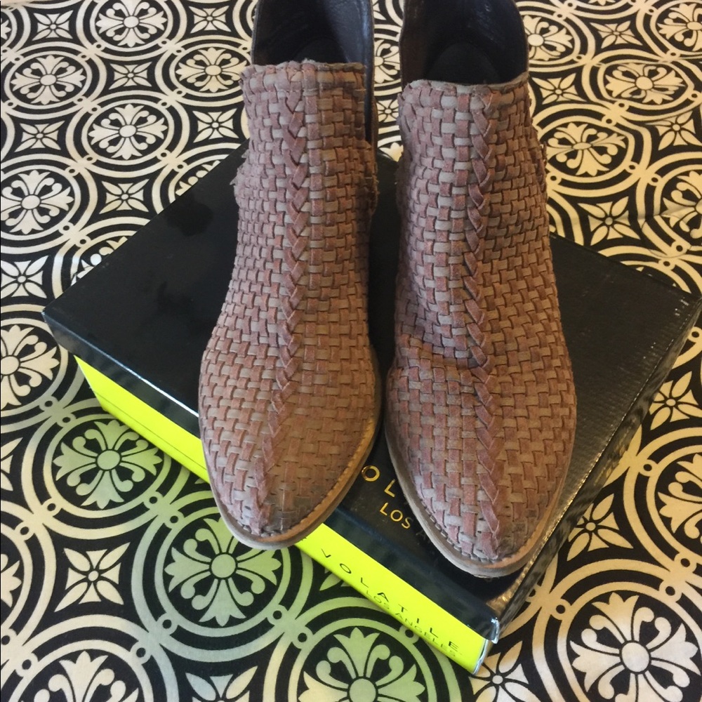 Very Volatile Brown Leather Booties